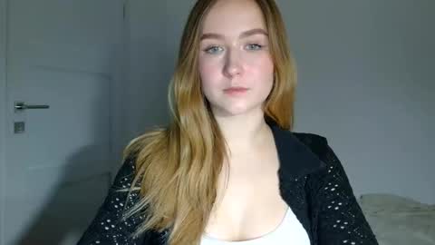 Lulu Baby18 online show from February 7, 5:49 pm