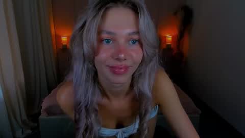 Snapshot of lulualise chatting on July 8, 2:54 pm Alise online show from July 8, 2:54 pm