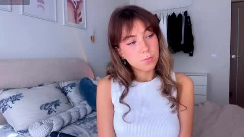 lulu berry online show from June 3, 2:03 am