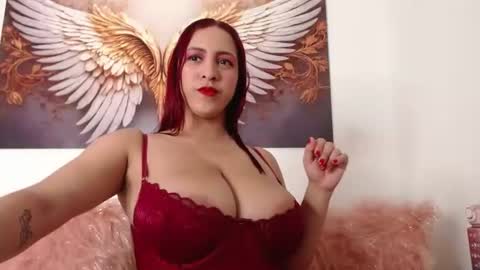 Snapshot of luluragazzi chatting on June 12, 3:11 pm online show from June 12, 3:11 pm
