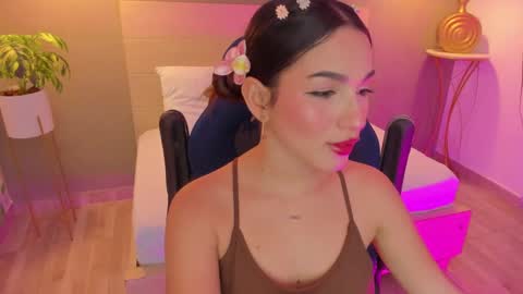L U M A online show from October 2, 2:40 am