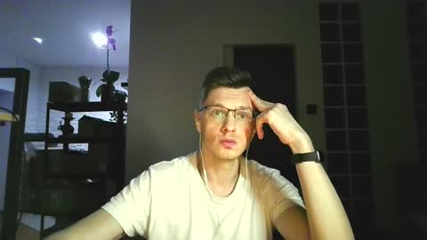 Andrew independent model 2000-0000 CET daily online show from July 20, 9:50 pm
