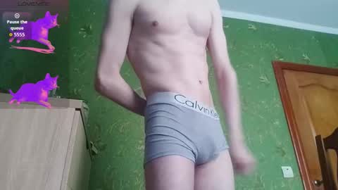 Snapshot of lumberxxxx chatting on October 22, 1:44 pm lumberxxxx online show from October 22, 1:44 pm