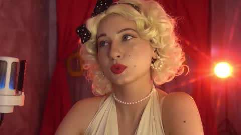 Amelia online show from September 26, 11:42 pm