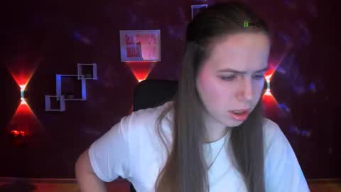 Snapshot of lumi_soft chatting on February 25, 8:35 am Sweet Lumi online show from February 25, 8:35 am