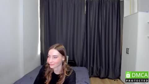 Snapshot of luminaya chatting on July 24, 12:14 pm Naya online show from July 24, 12:14 pm