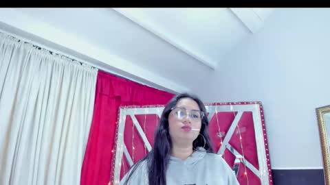 Luna  online show from November 23, 12:05 pm