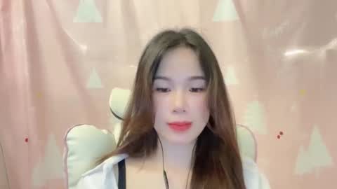 Snapshot of luna4739 chatting on May 27, 12:07 am Luna online show from May 27, 12:07 am