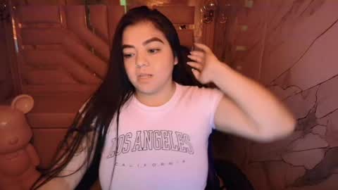 Snapshot of luna__r_ chatting on April 25, 3:31 am Luna online show from April 25, 3:31 am