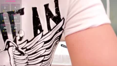 Snapshot of luna__vegga chatting on July 8, 4:55 pm Luna online show from July 8, 4:55 pm