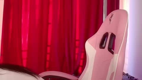 Snapshot of luna_allure chatting on February 27, 3:12 pm LunaAlure online show from February 27, 3:12 pm