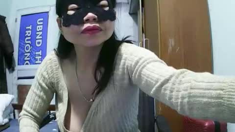 luna_beauty25 online show from March 6, 10:28 pm