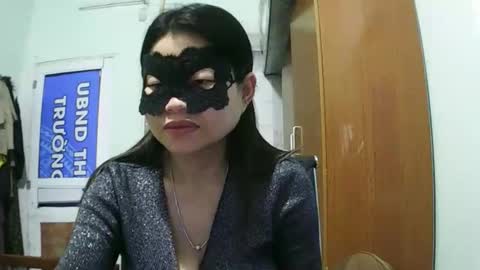 luna_beauty25 online show from March 22, 9:40 pm