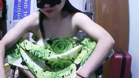 Snapshot of luna_beauty25 chatting on May 21, 10:28 pm luna_beauty25 online show from May 21, 10:28 pm