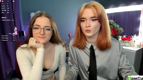 luna_berryy online show from December 29, 10:57 pm