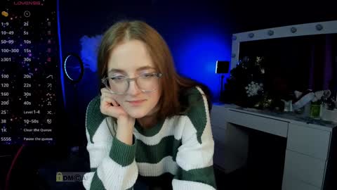 luna_berryy online show from January 12, 3:07 am