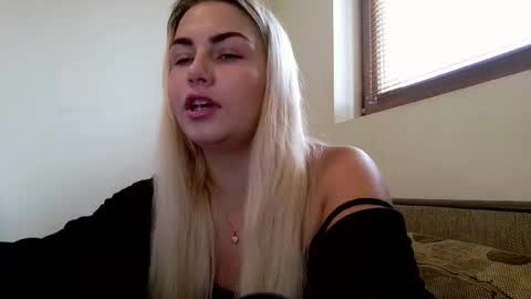 luna_blazer online show from October 26, 12:55 pm