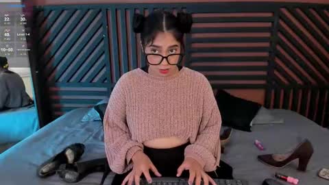 luna_cute14 online show from February 3, 8:25 pm