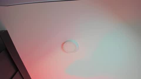 Snapshot of luna_gonzalez_ chatting on December 3, 11:36 pm LUNA online show from December 3, 11:36 pm