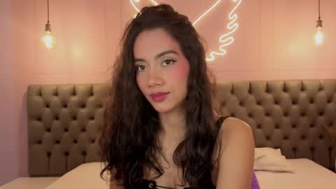 Snapshot of luna_hot_ass chatting on April 19, 11:40 pm luna_hot_ass online show from April 19, 11:40 pm