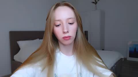 Luna online show from February 3, 11:47 pm