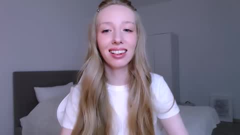 Luna online show from March 12, 9:32 pm