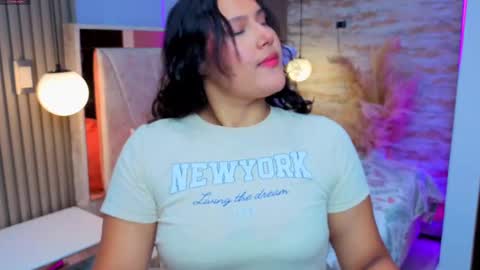 Snapshot of luna_jonez2 chatting on November 14, 11:20 am Luna Jonez online show from November 14, 11:20 am