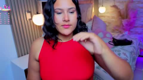 Snapshot of luna_jonez2 chatting on November 16, 10:21 am Luna Jonez online show from November 16, 10:21 am