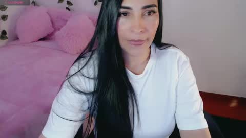 Snapshot of luna_lgomez chatting on March 1, 1:18 pm luna online show from March 1, 1:18 pm