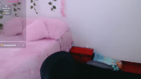 Snapshot of luna_lgomez chatting on March 3, 11:11 am luna online show from March 3, 11:11 am