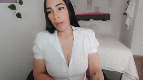 Snapshot of luna_lgomez chatting on September 12, 12:05 pm luna online show from September 12, 12:05 pm