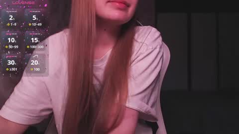 Snapshot of luna_loveisgood chatting on December 17, 9:39 am Luna online show from December 17, 9:39 am