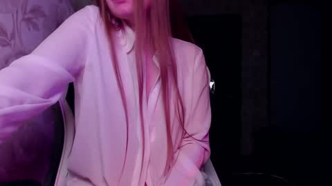 Snapshot of luna_loveisgood chatting on January 3, 1:16 am Luna online show from January 3, 1:16 am