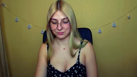 Luna online show from December 20, 12:38 pm