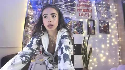 LUNA MCCOY online show from February 17, 3:58 am