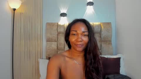luna moretti online show from September 28, 11:15 am