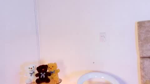   online show from November 13, 8:41 pm