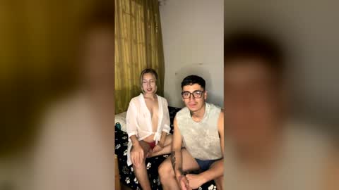 luna_prohibida16 online show from April 19, 2:22 am