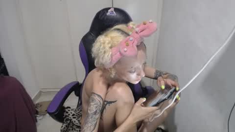 Luna online show from December 18, 6:43 am