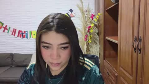 luna_rousse26 online show from June 23, 12:58 pm