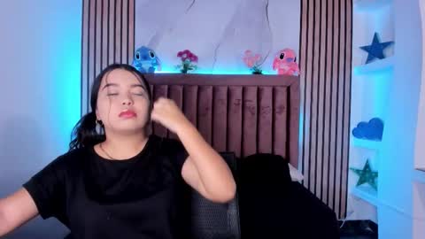 Luna  online show from November 24, 12:05 pm