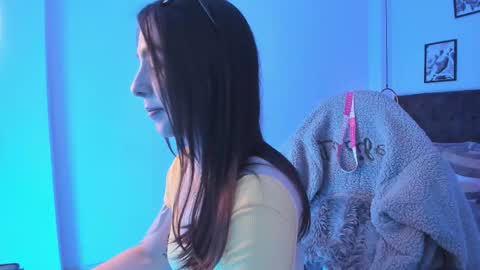 Snapshot of luna_tagliaferri chatting on January 31, 8:29 pm Luna online show from January 31, 8:29 pm