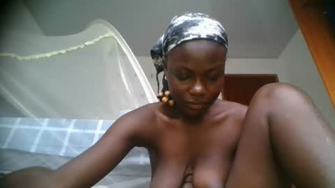 luna_tease online show from November 6, 12:06 pm