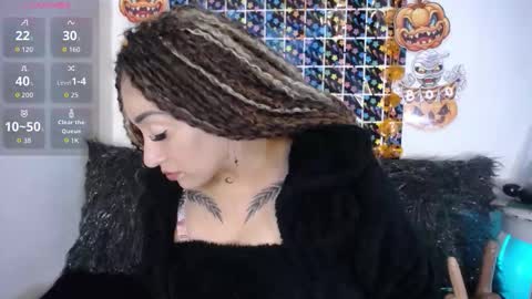 Snapshot of luna_vitihot chatting on October 23, 12:04 pm luna_vitihot online show from October 23, 12:04 pm