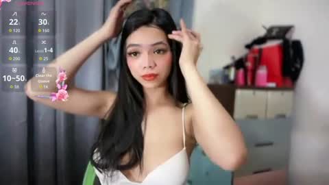 luna_whitedoll online show from July 11, 8:33 pm