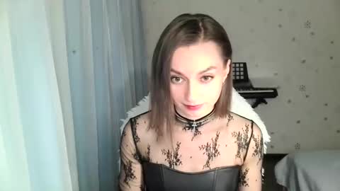 Snapshot of lunaa_bluee chatting on November 1, 9:50 pm lunaa_bluee online show from November 1, 9:50 pm