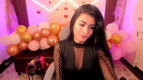 Luna  online show from April 20, 8:54 pm