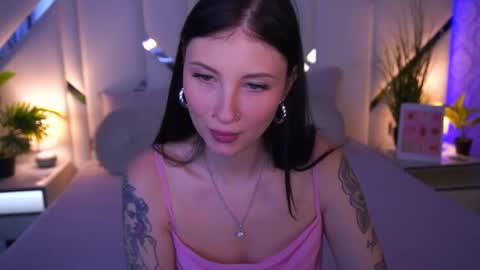 Snapshot of lunaamay chatting on February 26, 8:24 am lunaamay online show from February 26, 8:24 am