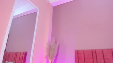 Luna Aspen online show from February 17, 6:14 pm