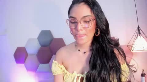 Luna Aspen online show from February 26, 6:18 pm